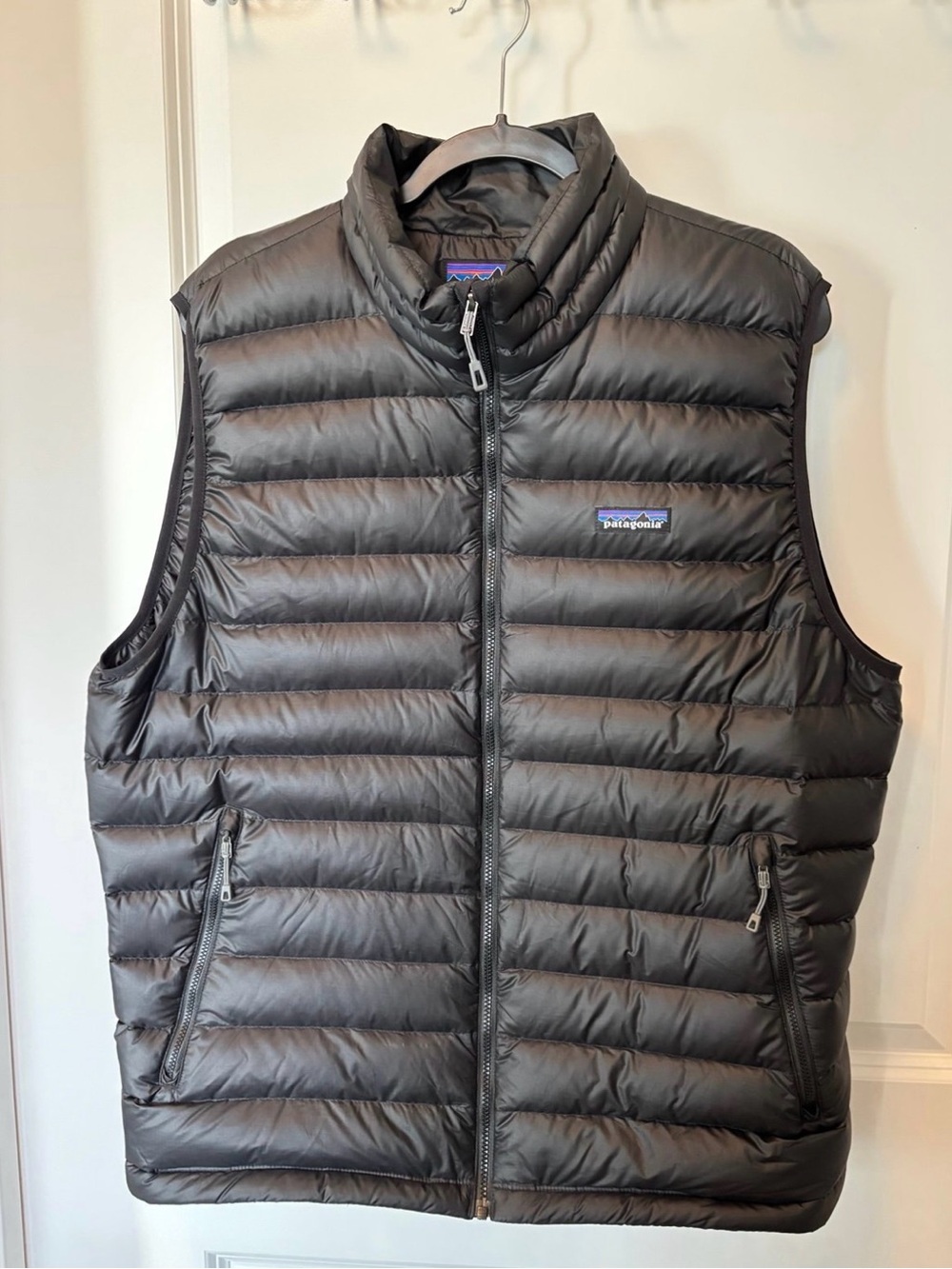 Patagonia Black Quilted Down Puffer Vest size Large